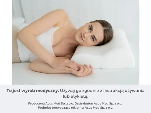 Kobieta odpoczywa na poduszce ortopedycznej, pokazując, jak spać na poduszce ortopedycznej dla komfortu i wsparcia.